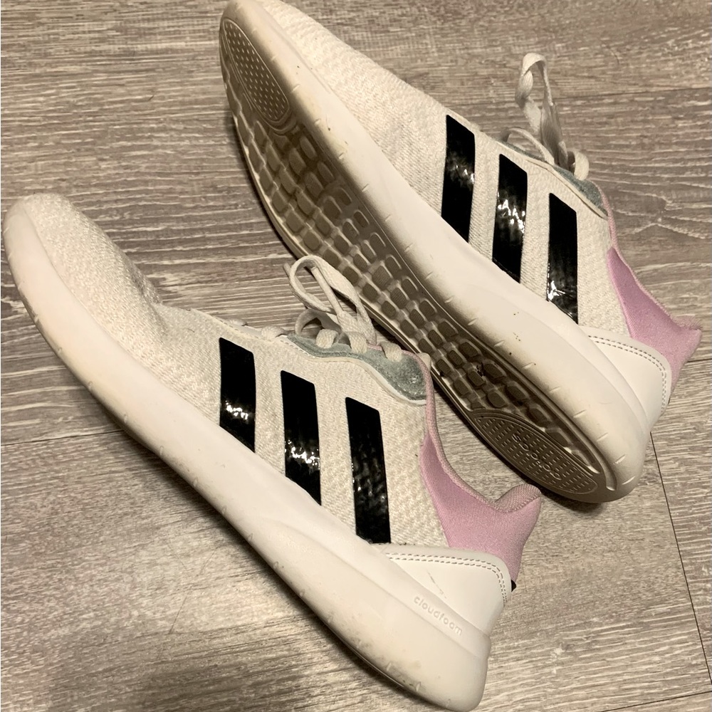 Adidas Cloudfoam women’s sneakers